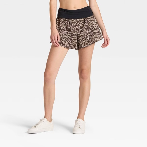JoyLab Pants - Women's Mid-Rise Foldover Waistband Woven Shorts 2" - JoyLab Animal Print XS